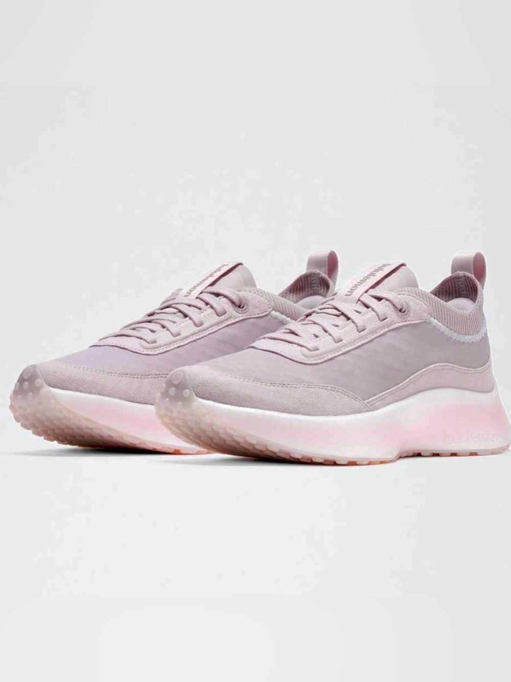 Lululemon Womens CrossCity Sneaker Faint Mauve Low Top Lace Up Shoes 9.5